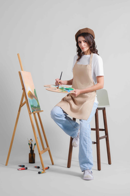 Everyday Polyester Apron with two front pockets and adjustable ties