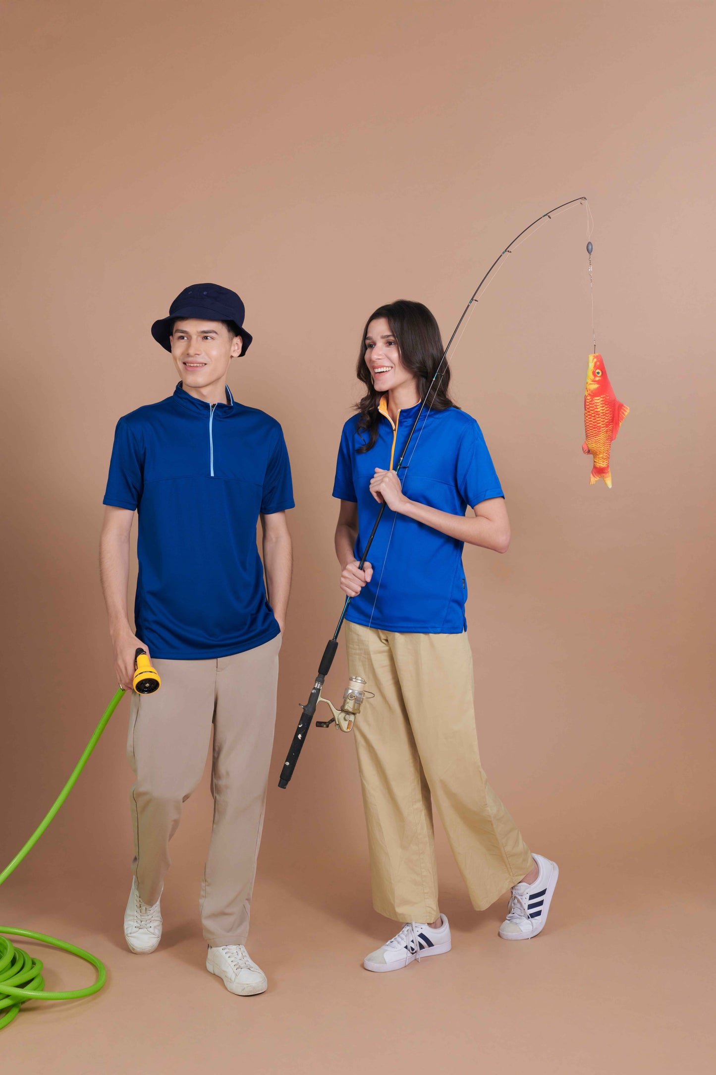 Volt Microfibre Zipper Dry Tee - gallery 1